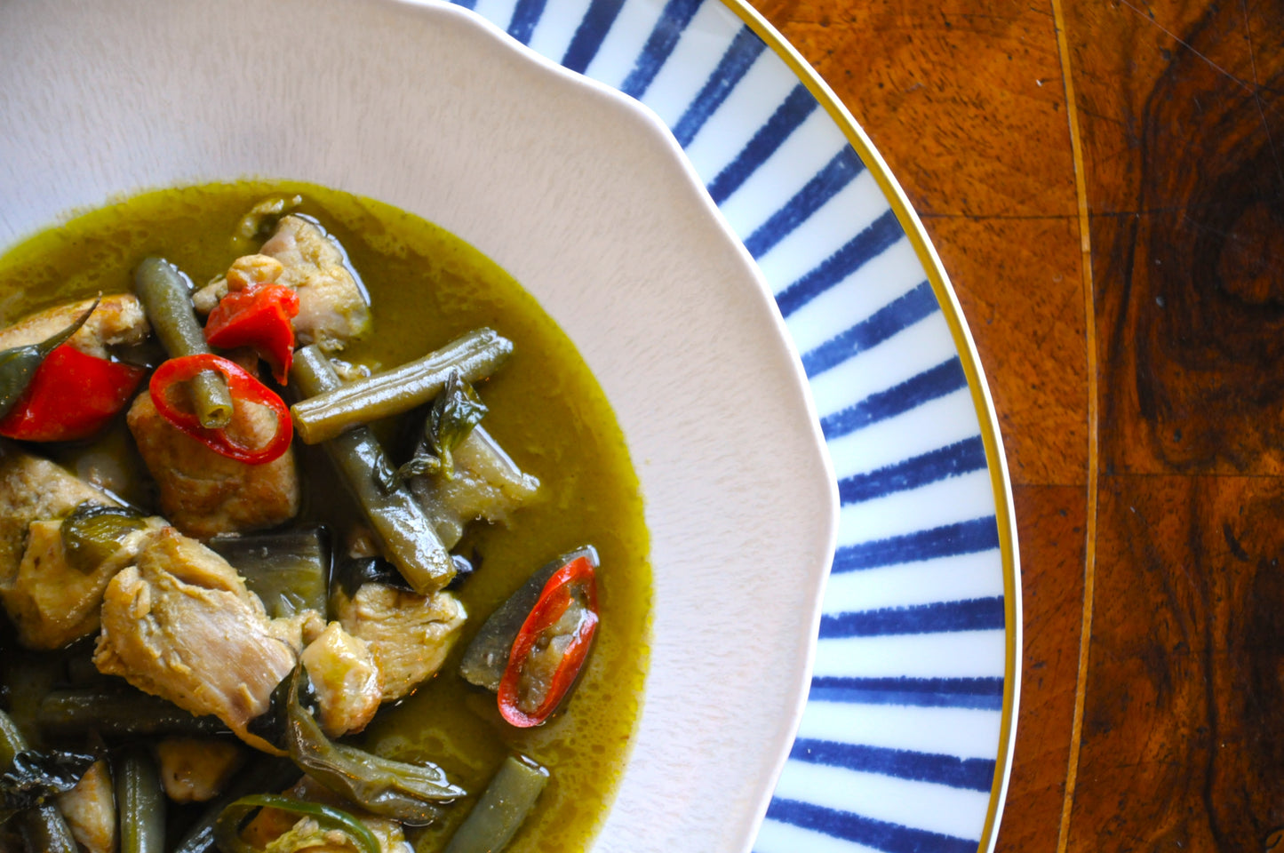 Over head  Thai Green Chicken Curry gourmet meal by Chef George Tannock Algarve